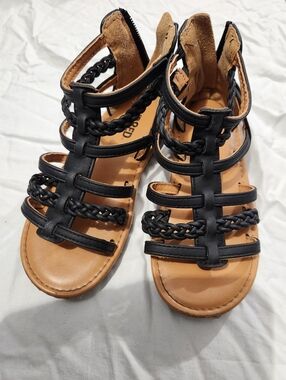 UNR8ED Girls Gladiator Sandals Size 10 Black Braided Strappy Zip Back